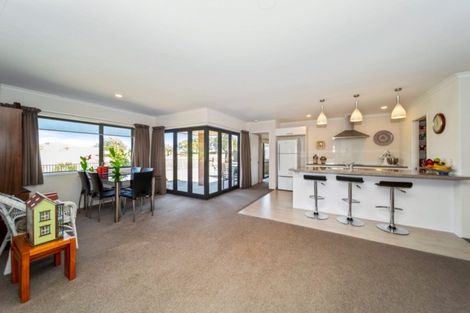 Photo of property in 4 Golf Course Lane, Waiwhakaiho, New Plymouth, 4312