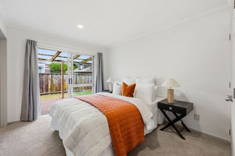 Photo of property in 27 Galsworthy Place, Bucklands Beach, Auckland, 2014