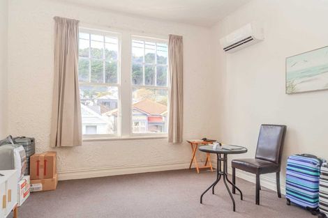 Photo of property in 10 Porritt Avenue, Mount Victoria, Wellington, 6011