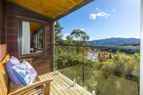 Photo of property in 10 Hobbit Lane, Pinehaven, Upper Hutt, 5371