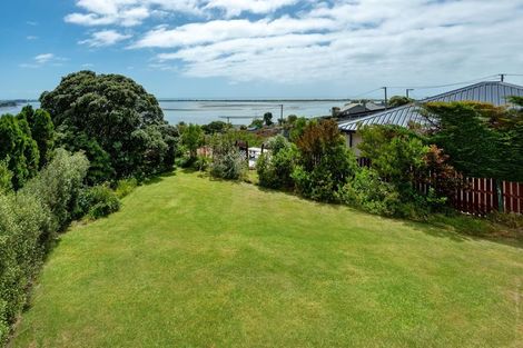 Photo of property in 57 Saint Andrews Hill Road, Mount Pleasant, Christchurch, 8081