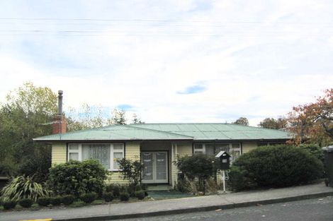 Photo of property in 15 Newarp Street, Balclutha, 9230
