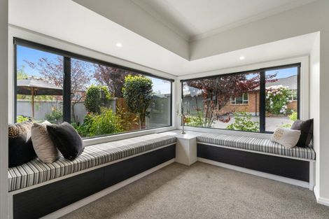 Photo of property in 10 Sunninghurst Drive, Fairfield, Dunedin, 9018