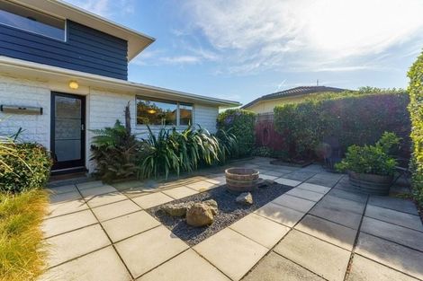 Photo of property in 1/6 Croziers Road, St Albans, Christchurch, 8052