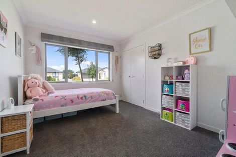 Photo of property in 49 Pohutukawa Parade, Riverhead, 0820