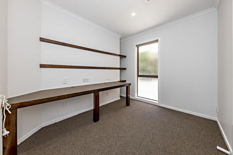 Photo of property in 3 Aztec Place, Conifer Grove, Takanini, 2112