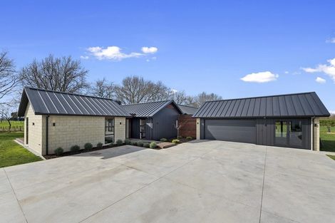 Photo of property in 9 South Oaks Close, Pukemoremore, Cambridge, 3493