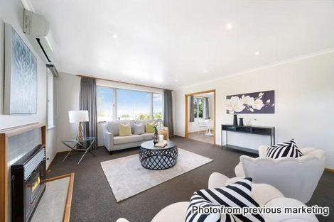 Photo of property in 34 Coniston Avenue, Te Atatu South, Auckland, 0610