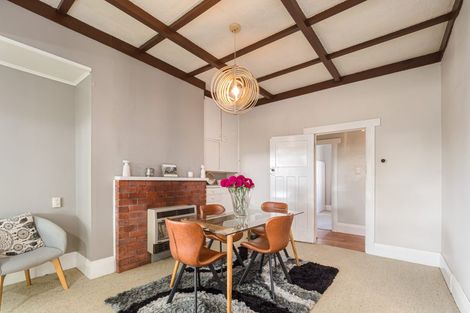 Photo of property in 19 Williams Street, Cambridge, 3434