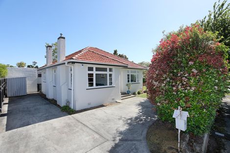 Photo of property in 35 Hardie Street, Hokowhitu, Palmerston North, 4410