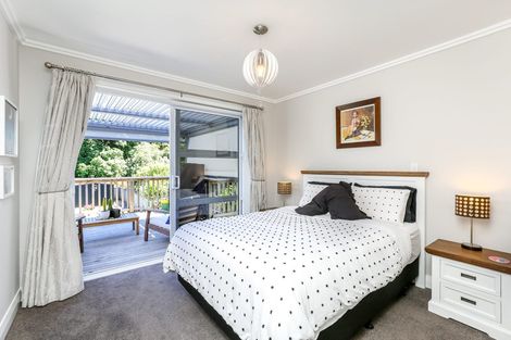 Photo of property in 18 Aubrey Street, New Plymouth, 4310