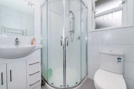 Photo of property in 13 Wycherley Drive, Bucklands Beach, Auckland, 2014