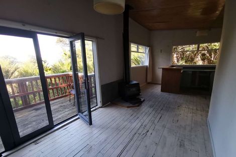 Photo of property in 45 Takahe Road, Titirangi, Auckland, 0604