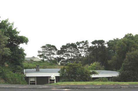 Photo of property in 5 Wattle Road, Sunnyvale, Auckland, 0612