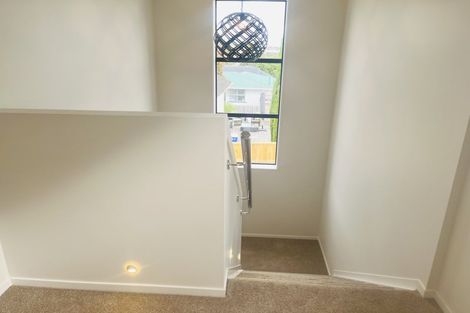 Photo of property in 7a Hinau Street, New Lynn, Auckland, 0600