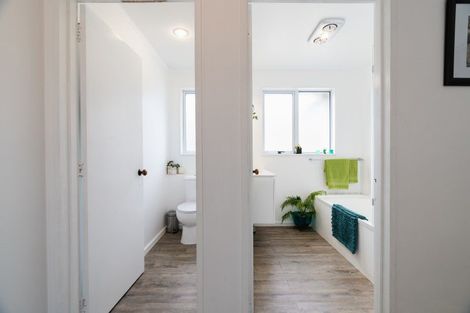 Photo of property in 400 Kaikorai Valley Road, Bradford, Dunedin, 9011