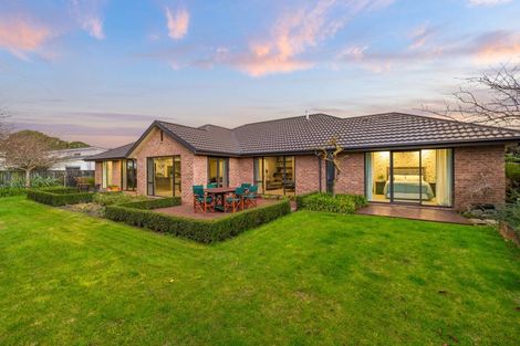 Photo of property in 7 Sentinel Place, Halswell, Christchurch, 8025