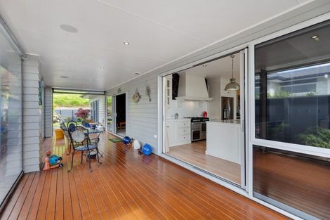 Photo of property in 22 Estuary View Road, Welcome Bay, Tauranga, 3112