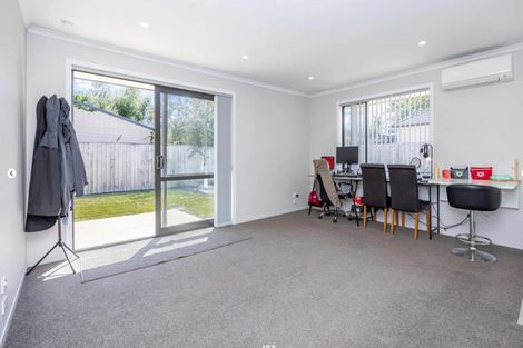 Photo of property in 69 Lake Crescent, Hamilton Lake, Hamilton, 3204