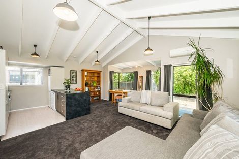 Photo of property in 11 Sunburst Court, Paraparaumu Beach, Paraparaumu, 5032