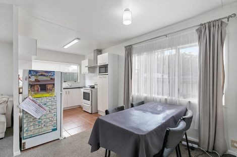 Photo of property in 11a Bill Phillip Place, Clendon Park, Auckland, 2103