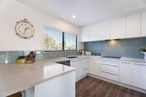 Photo of property in 2b Tokomaru Street, Orakei, Auckland, 1071