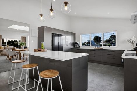 Photo of property in 20 Tiverton Crescent, Whalers Gate, New Plymouth, 4310