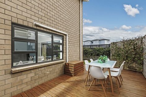 Photo of property in 4 Teal Way, Hobsonville, Auckland, 0616