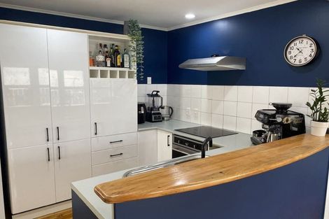 Photo of property in 1/11 Shortt Avenue, Mangere Bridge, Auckland, 2022