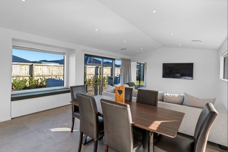 Photo of property in 6 Maleny Lane, Rolleston, 7615