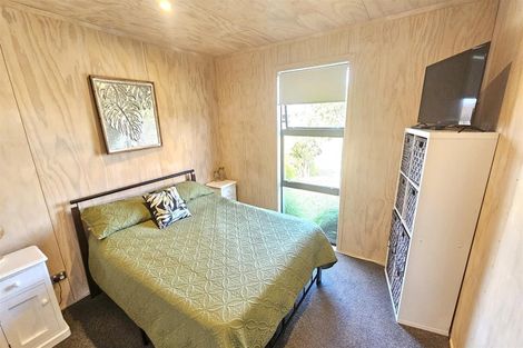 Photo of property in 108 Kelly Jade Avenue, Matarangi, Whitianga, 3592