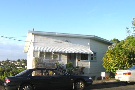 Photo of property in 5 Monarch Avenue, Hillcrest, Auckland, 0627