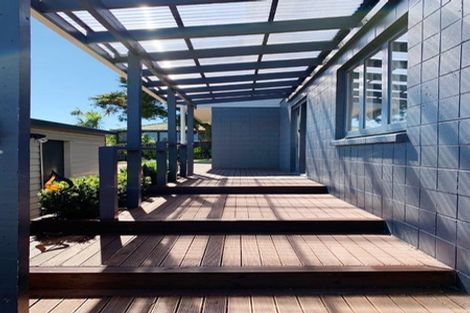 Photo of property in 1/21 Watea Road, Torbay, Auckland, 0630