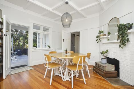 Photo of property in 58 Taylor Road, Mangere Bridge, Auckland, 2022