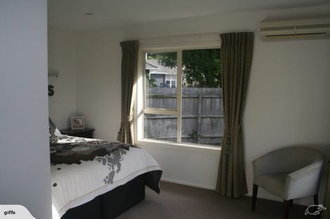 Photo of property in 17 Centaurus Road, Cashmere, Christchurch, 8022