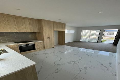 Photo of property in 19 Rongomai Street, Helensville, 0800