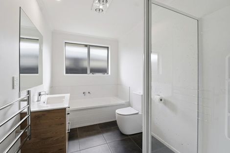 Photo of property in 86 Hills View Drive, Papamoa, 3118