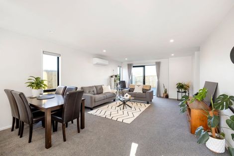 Photo of property in 15 Jacks Landing Drive, Hamilton Lake, Hamilton, 3204