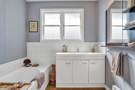 Photo of property in 58 Regan Street, Stratford, 4332