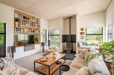 Photo of property in 1 Kirimoko Crescent, Wanaka, 9305