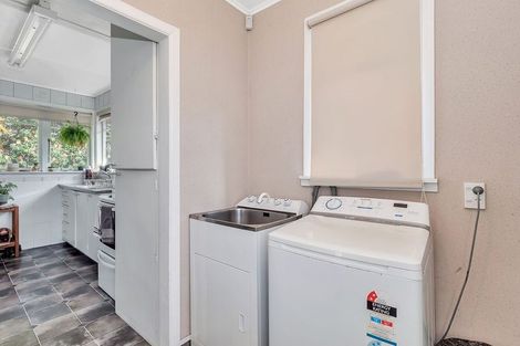 Photo of property in 115a Oceanview Road, Mount Maunganui, 3116