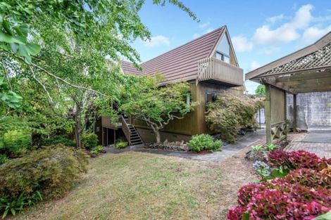 Photo of property in 12 Greenhill Crescent, Pakuranga, Auckland, 2010