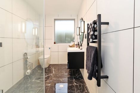 Photo of property in 27 Meldrum Street, Winton, 9720