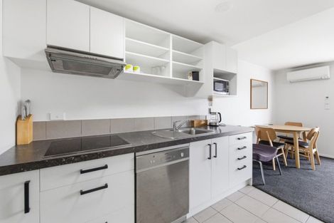 Photo of property in Atlas Apartments, 20/49 Maunganui Road, Mount Maunganui, 3116