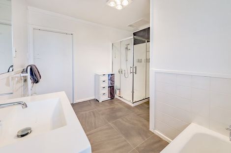 Photo of property in 43 Leeston Lake Road, Leeston, 7632