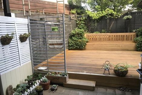 Photo of property in 56 Kirikiri Lane, East Tamaki, Auckland, 2013