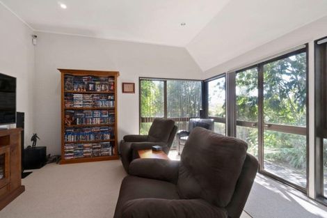 Photo of property in 19 Wairata Place, Te Atatu South, Auckland, 0610
