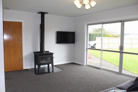 Photo of property in 3 Adrian Street, Stratford, 4332