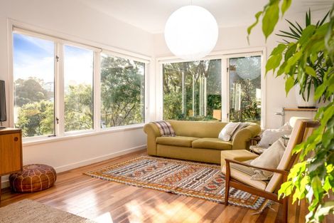 Photo of property in 12 Highland Crescent, Wadestown, Wellington, 6012