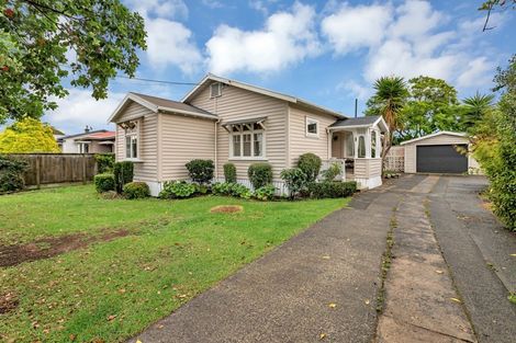 Photo of property in 8 Dinniss Avenue, Regent, Whangarei, 0112